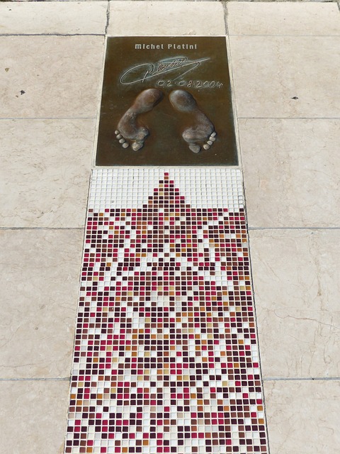 相關消息透 相關消息透